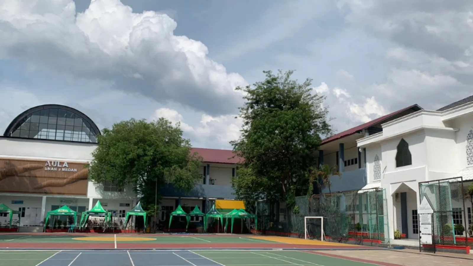 Lingkungan Sekolah